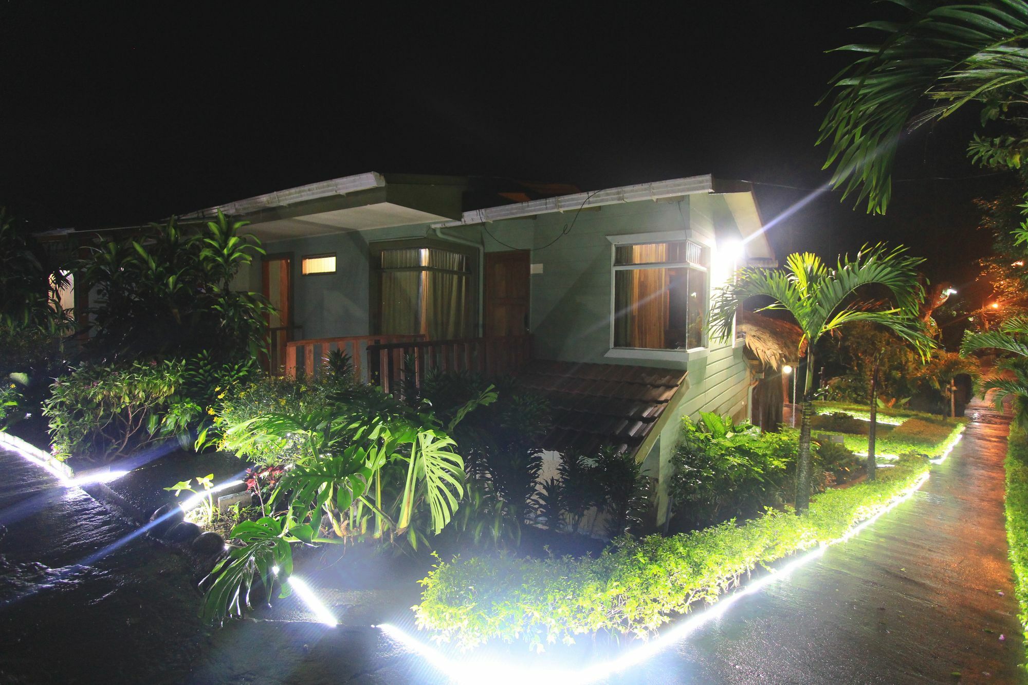 Santa Elena Hostel Resort Monteverde Εξωτερικό φωτογραφία
